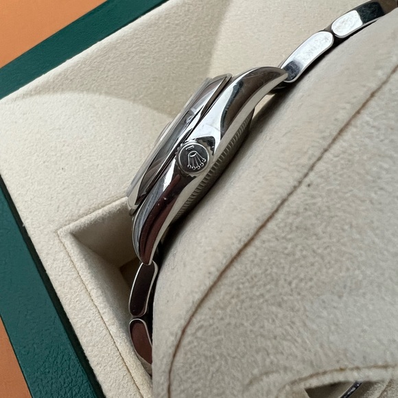 Rolex date just - Picture 8 of 10